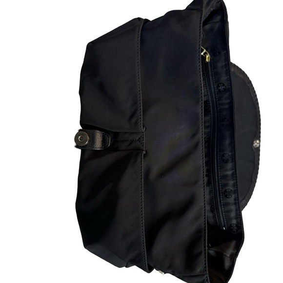 Tory Burch
Tory Burch Black Nylon and Leather
Messenger Bag - Picture 8 of 15